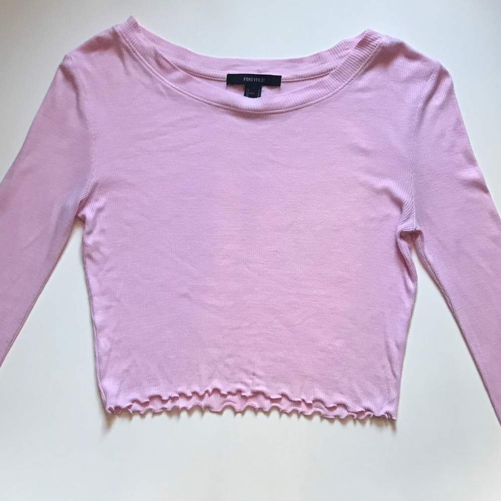 Pink long sleeve cropped top